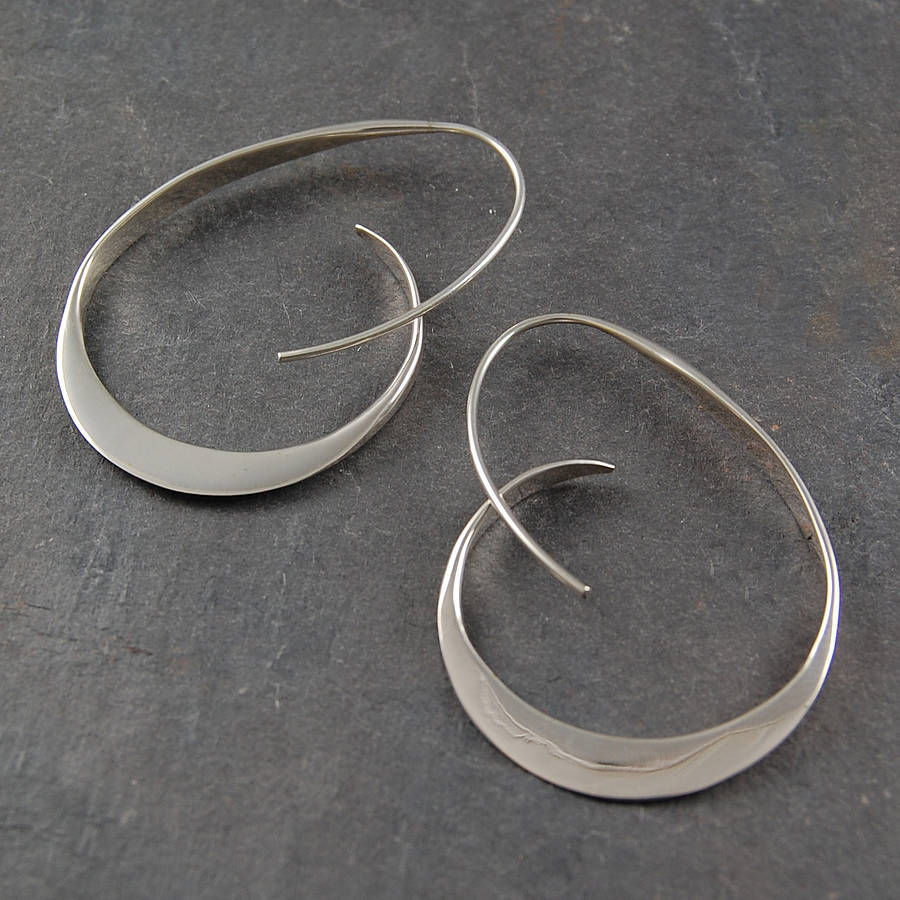 SPIRALE DEL CIELO | SUSURRING AF ELEGANCE ØRERINGE
