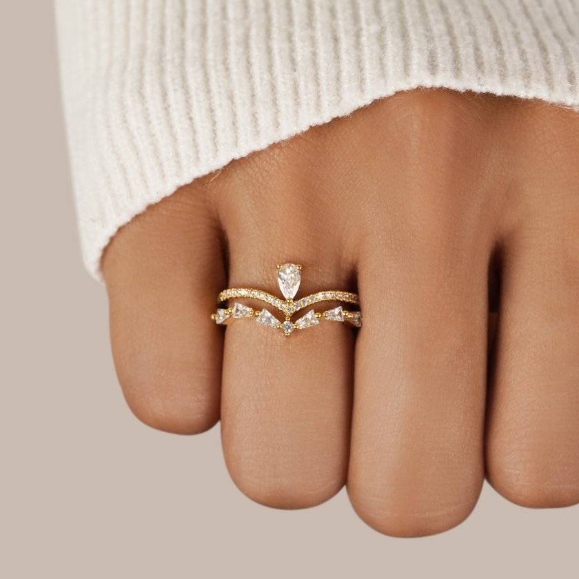 Aura – Sofistikeret Krystalring