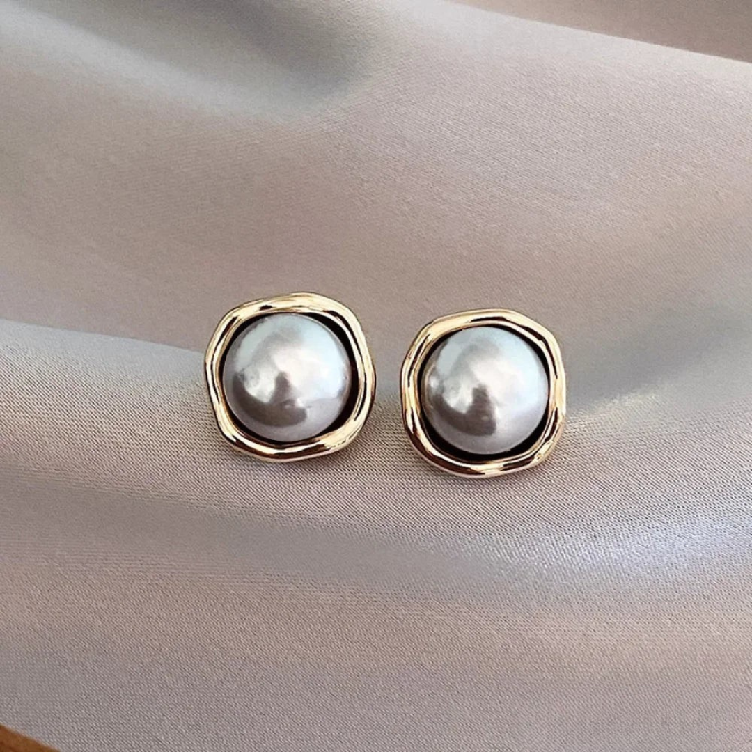 Arabella™ | Elegante Sorte Perleøreringe