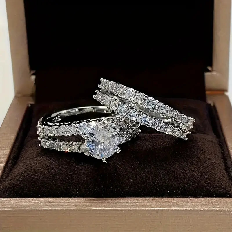 Eternal Radiance 18 karat guld ringsæt