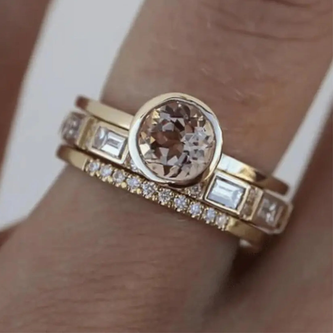 Retro Guld Ring med Krystal
