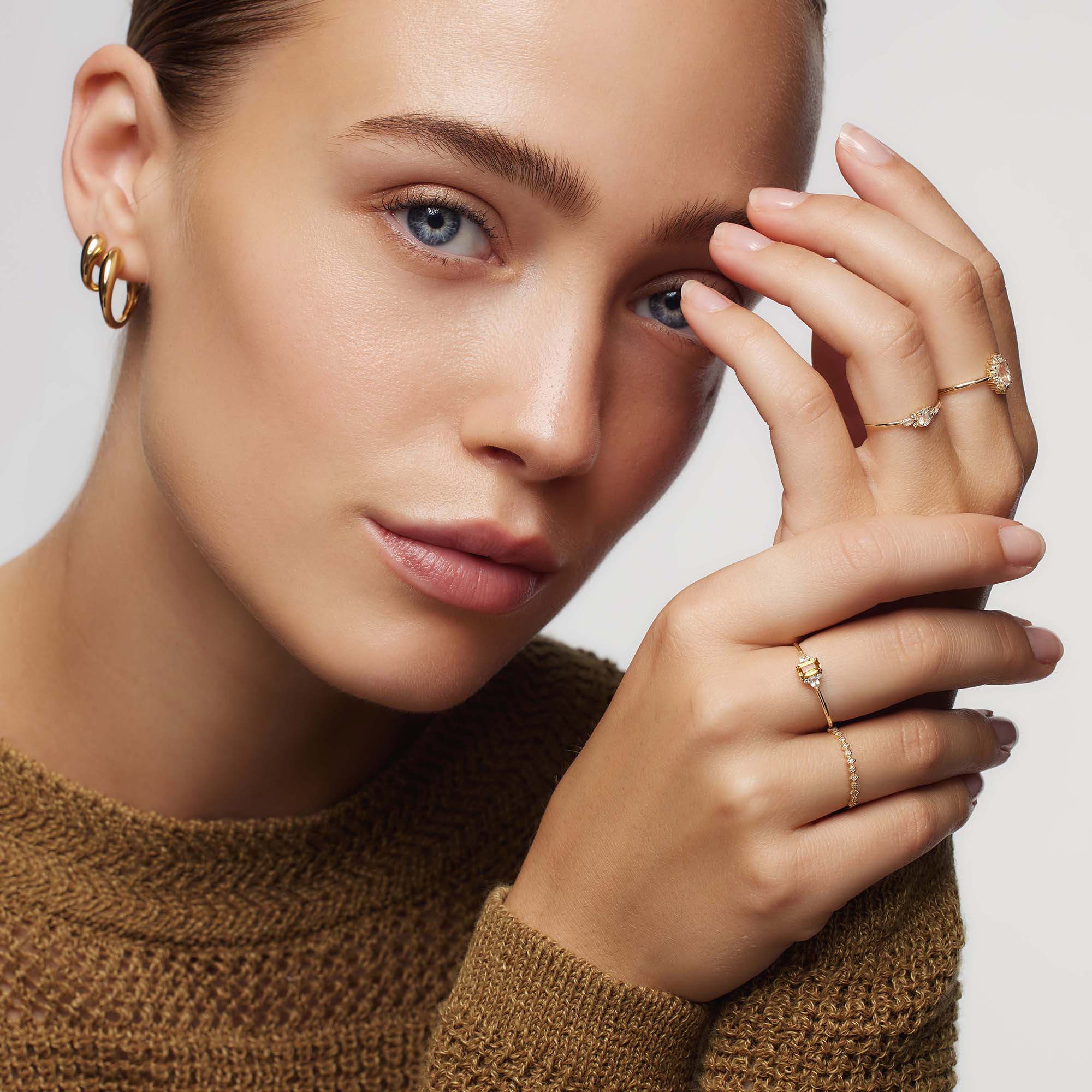 14 karat guld Moonstone Muse ring
