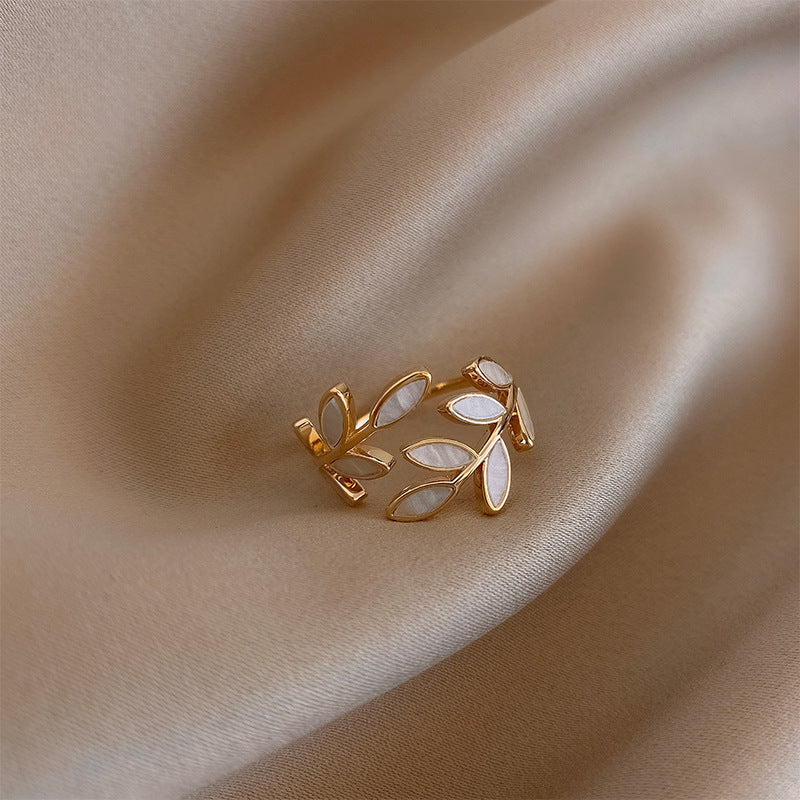 MELISSA LUNARE | LYSREFLEKTIONER RING