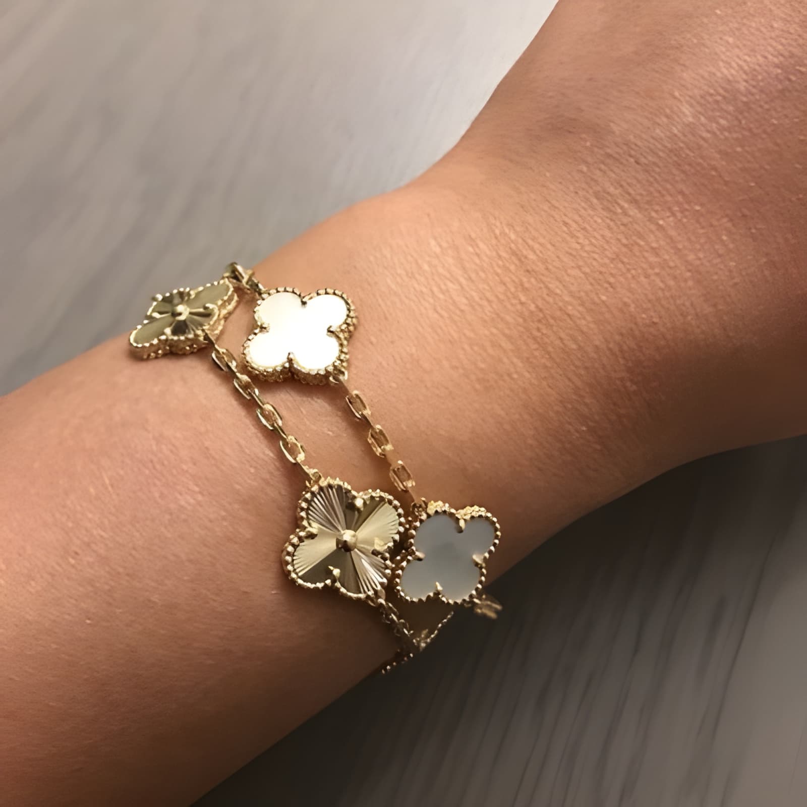 FLORAL BEAUTY ARMBÅND | GULD