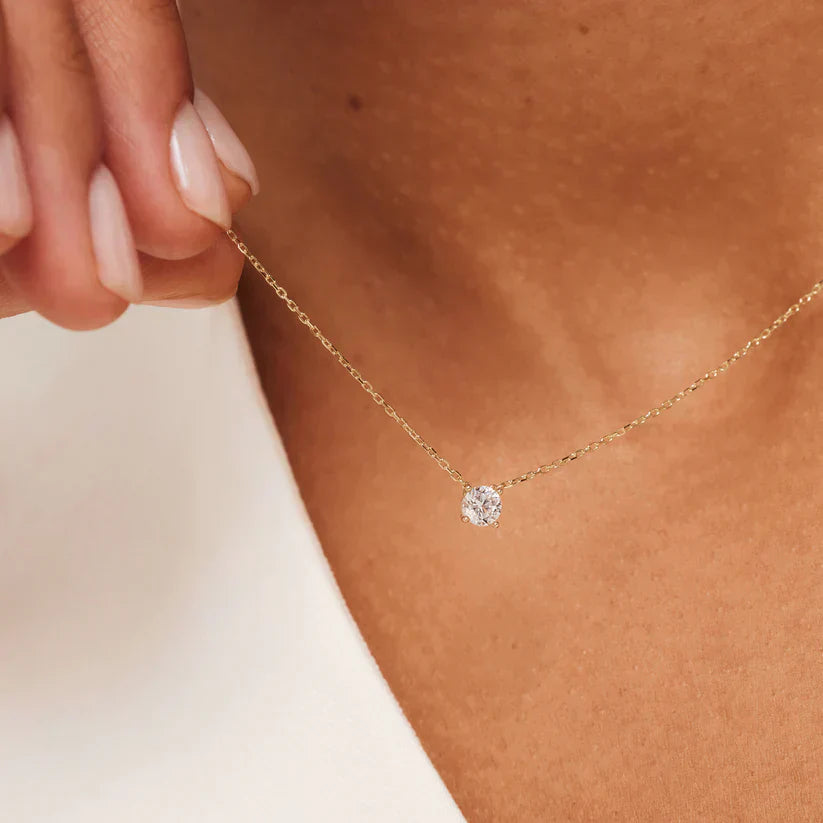 Clea™ | 14K Guld Moissanite Sten Halskæde