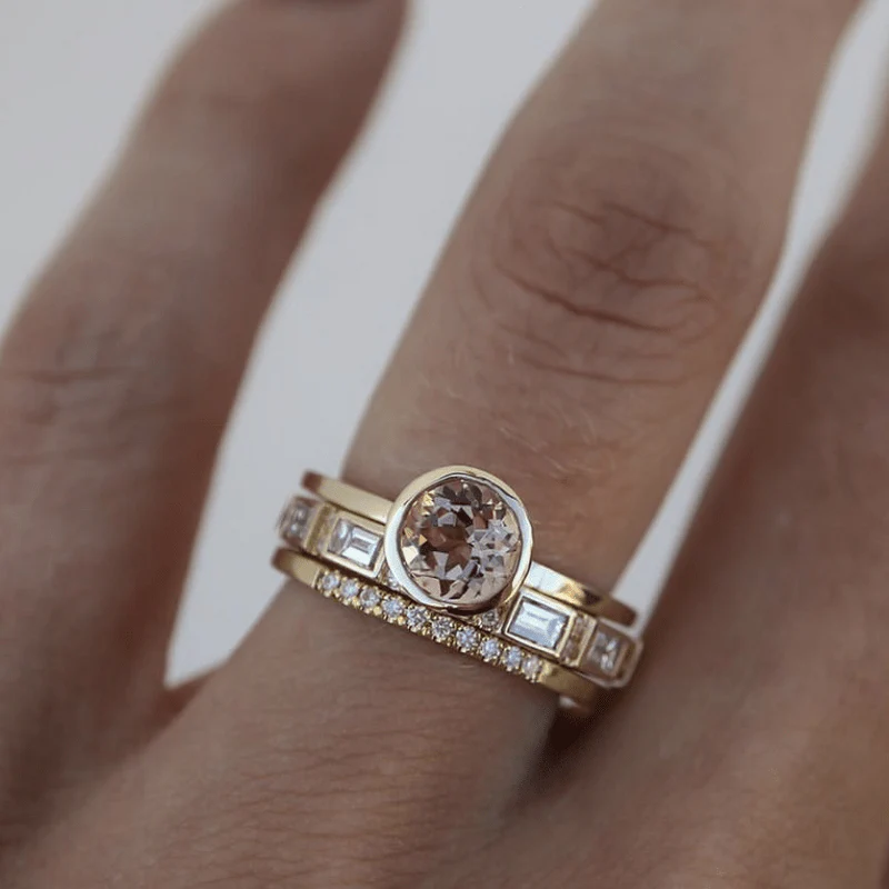 Retro Guld Ring med Krystal