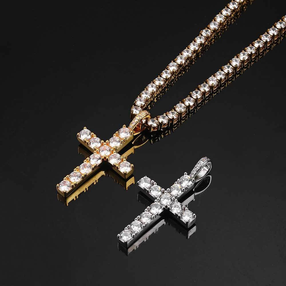 Faith™ | Guld Moissanite Kors Halskæde